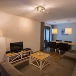 Aparthotel Gastauer 4*