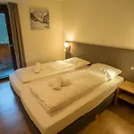 Gastauer 4*