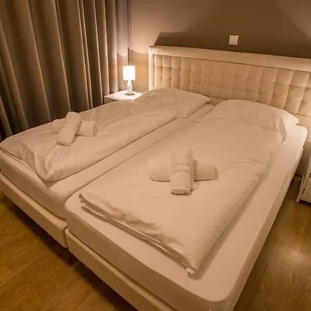 Gastauer Aparthotel 4*